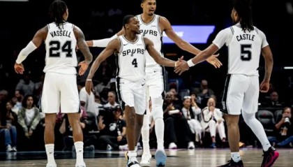 ESPN预测开拓者vs马刺：开拓者胜率19.9%，马刺胜率80.1%